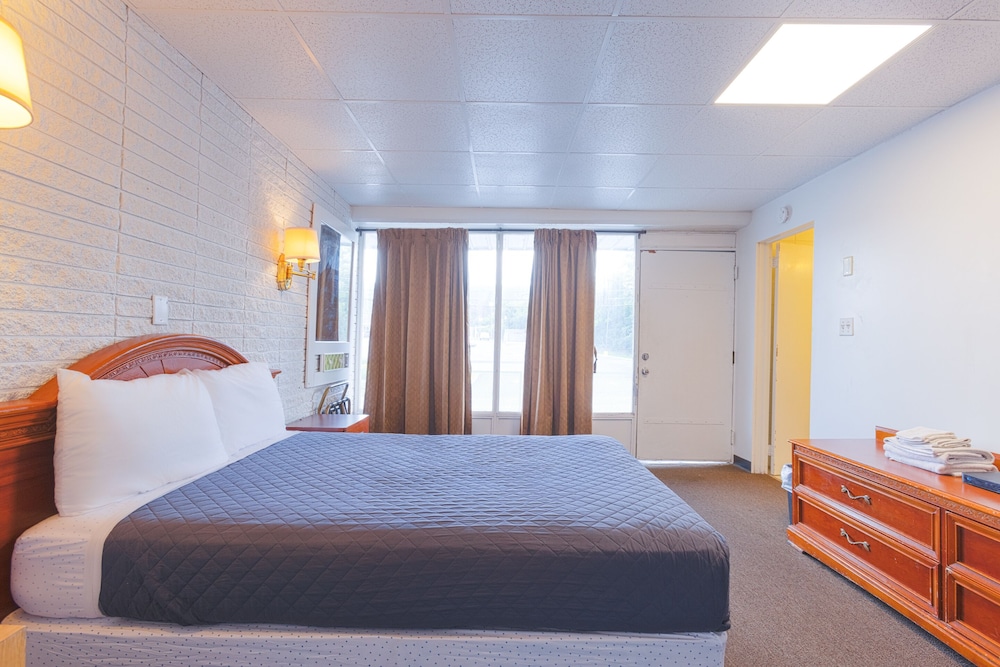 Sonrise Inn Lincoln Hwy By OYO 26/57