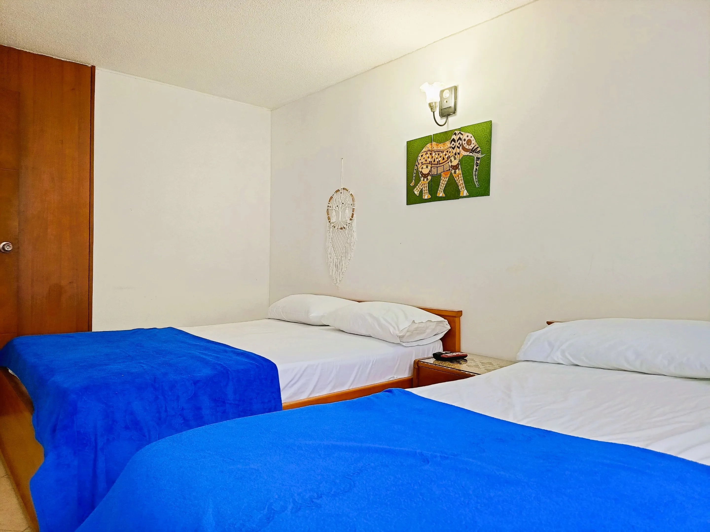 Apartamentos Familiar Cerca al Mar 2/18