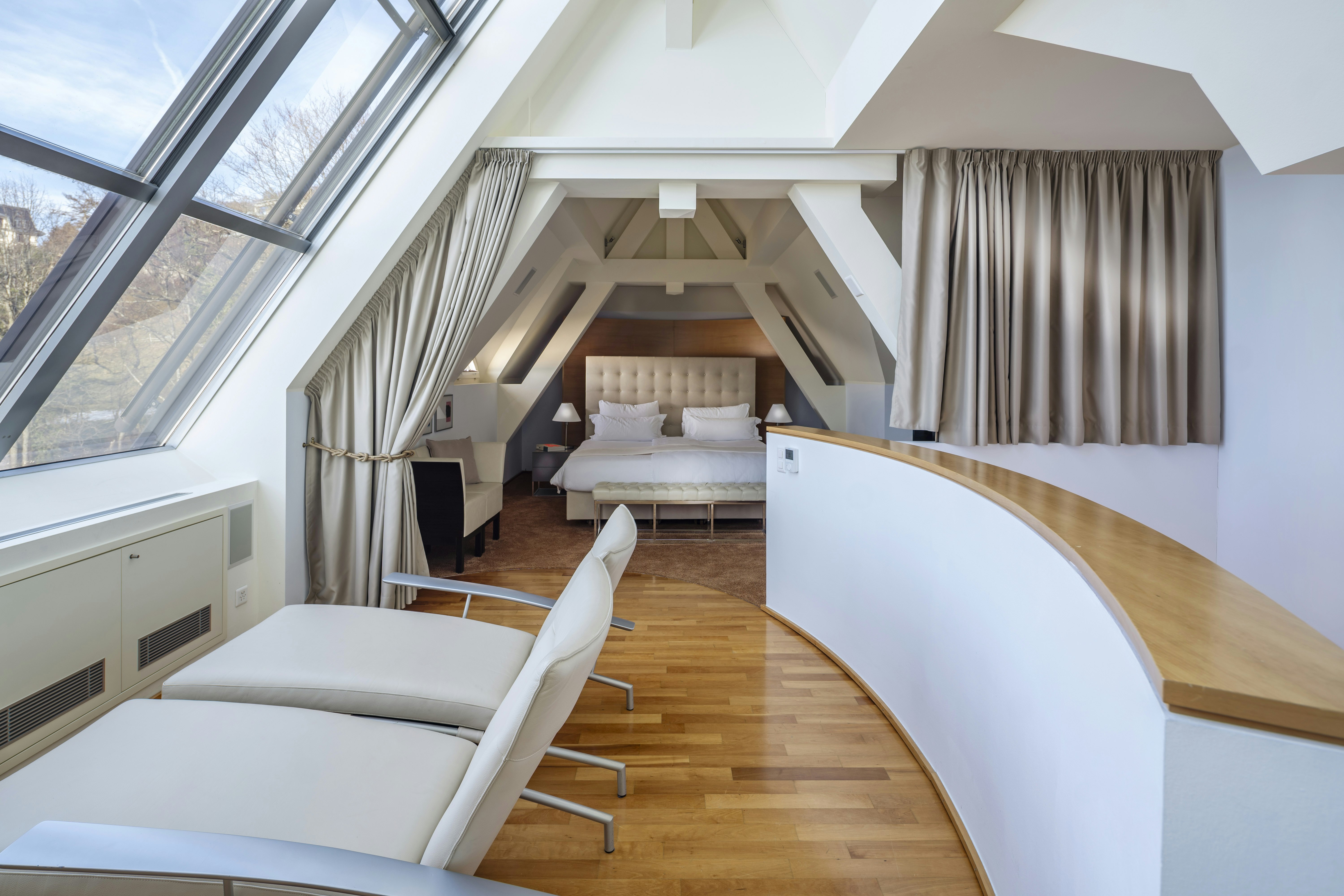 Duplex, Attic, Suite