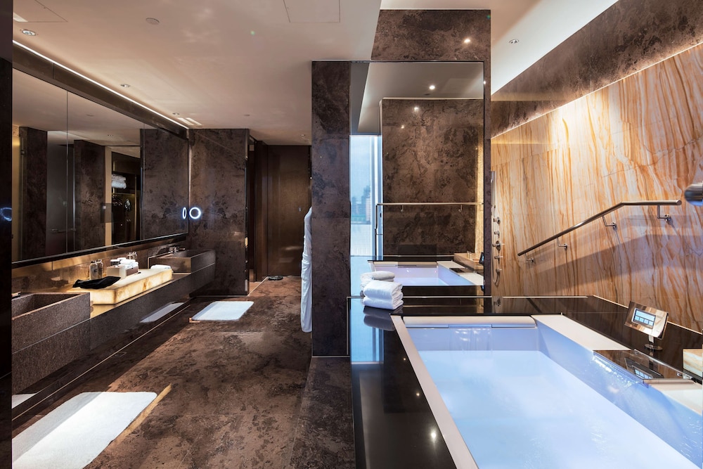 Hilton Guangzhou Tianhe 35/79