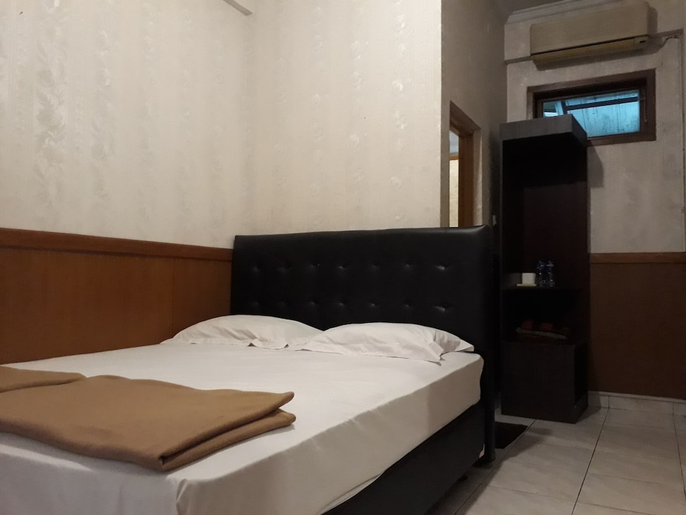 STANDARD, DOUBLE BED