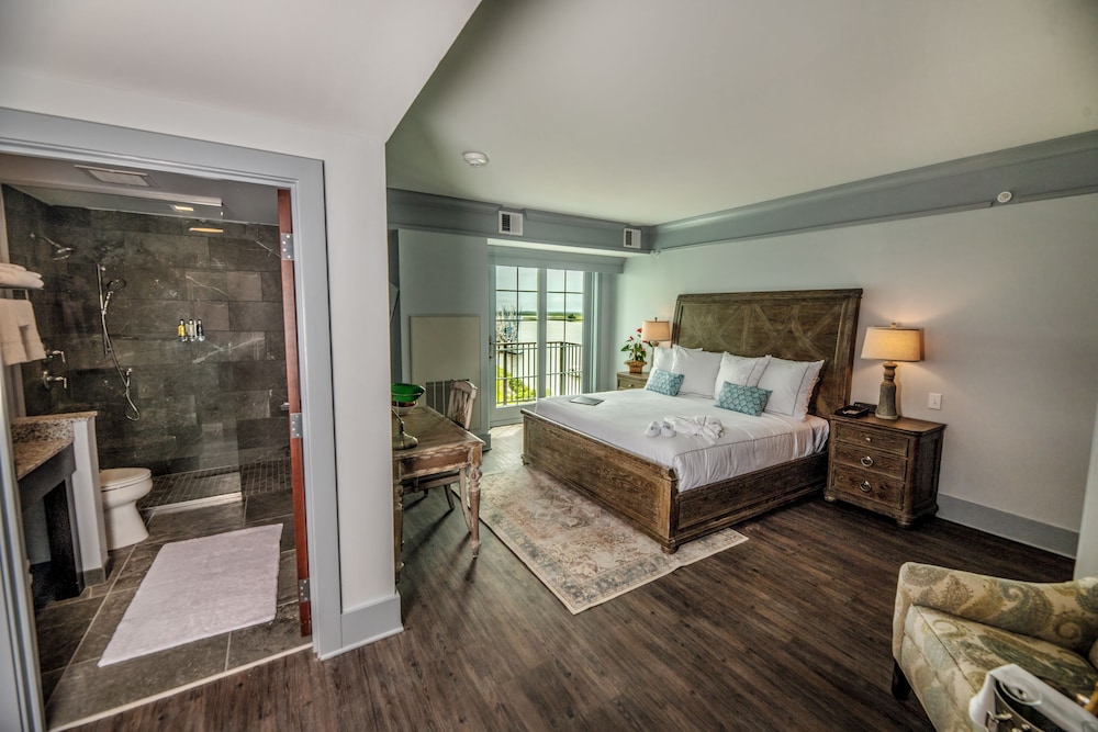 Premium, Superior, King Bed, River Front, River View