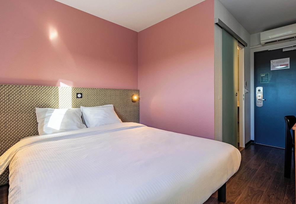 B&B HOTEL Colmar Lumiere 16/49