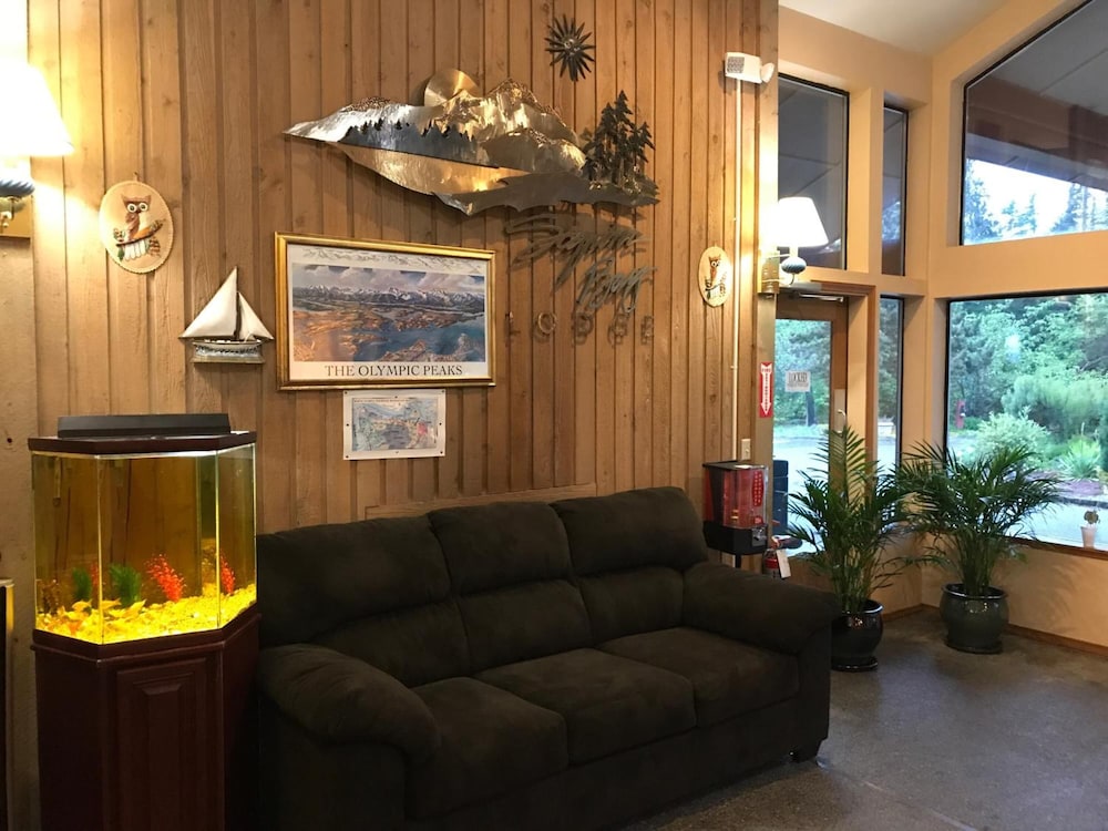 Sequim Bay Lodge 36/43