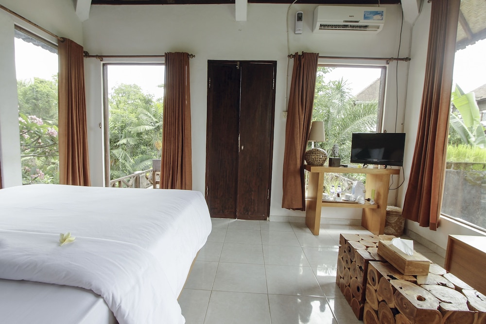 DEWANGGA BUNGALOW 31/71