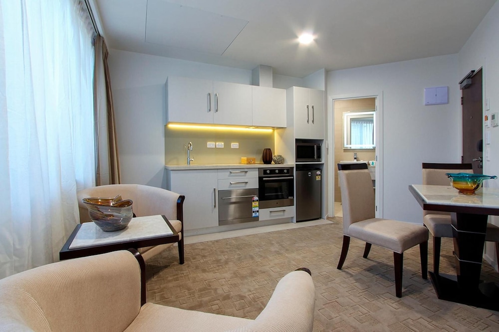 Vr Queen Street Hotel And Suite 42/63