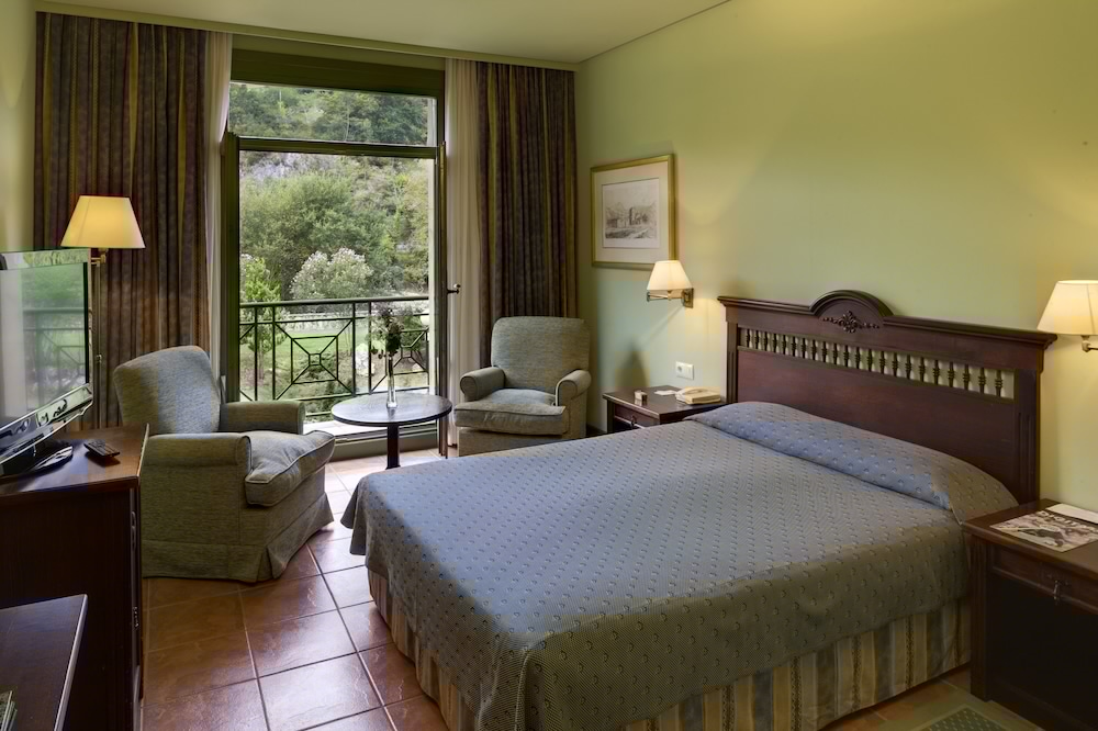 Parador De Cangas De Onis 21/73