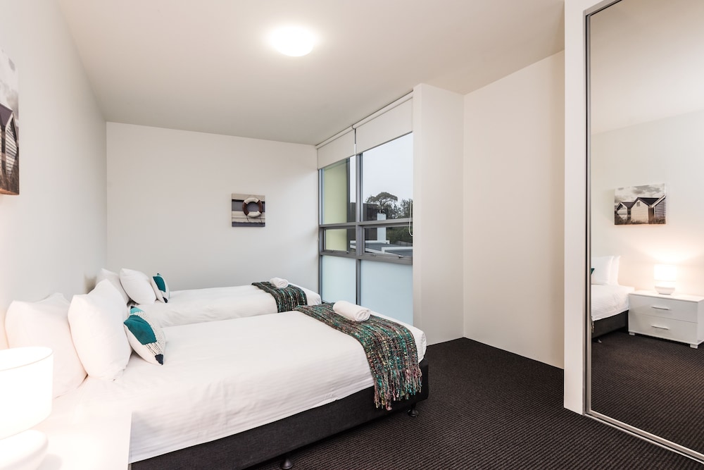 COAST RESORT MERIMBULA 11/43