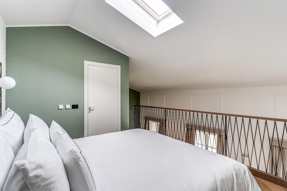 Loft, Suite, King Bed