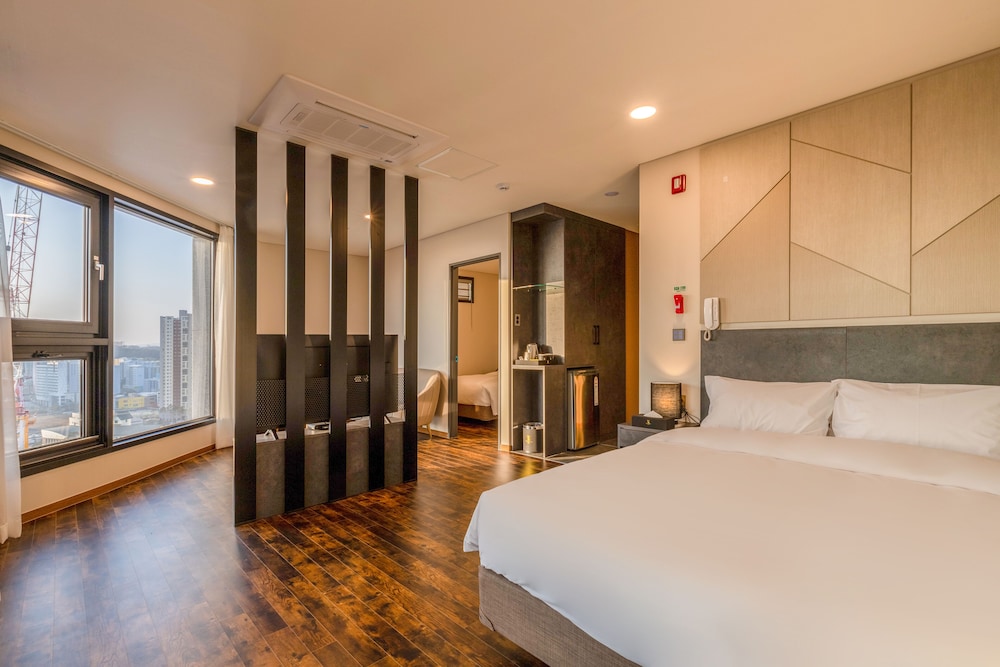 Urbanest Hotel 8/36