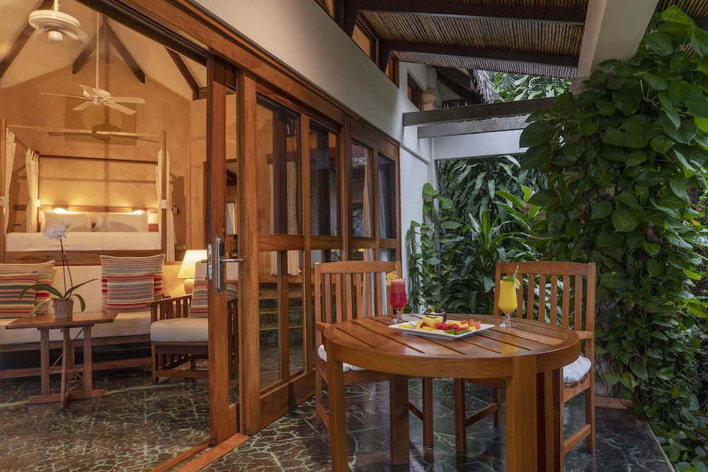 Hotel Capitan Suizo 65/75