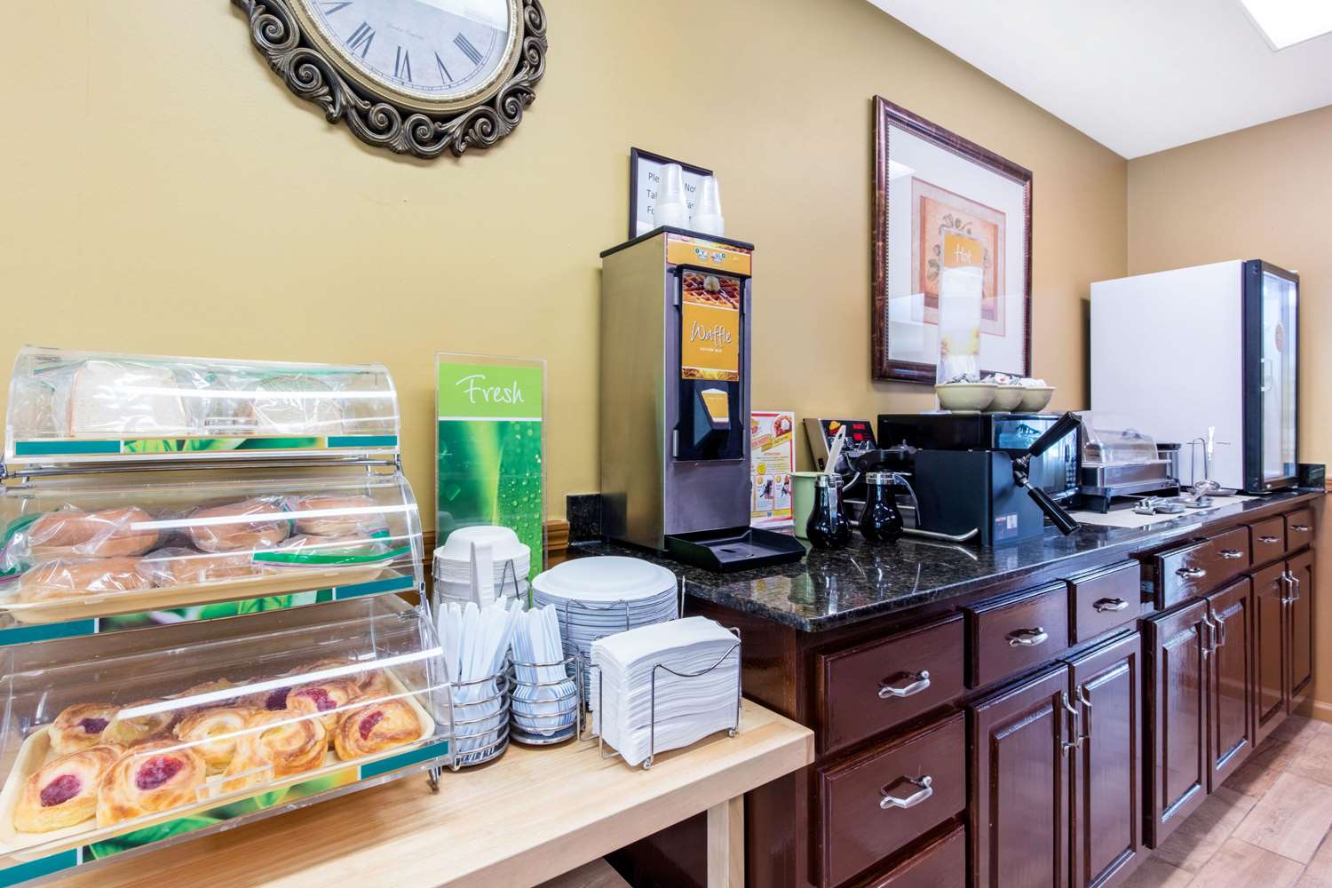 Quality Inn Arab Hwy 231 7/15