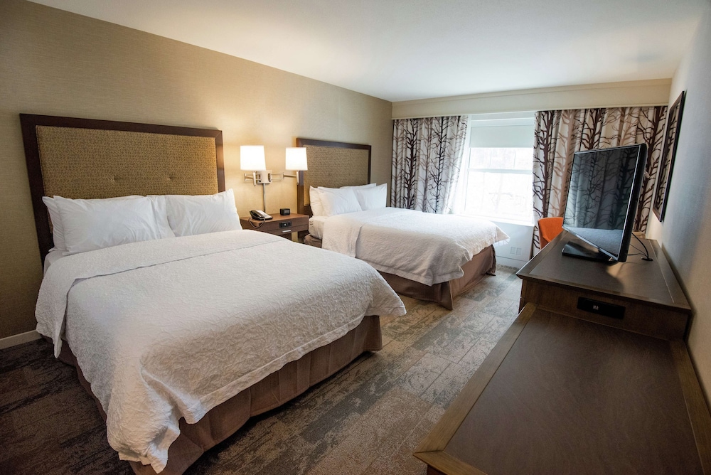 Hampton Inn and Suites Manchester VT 17/48