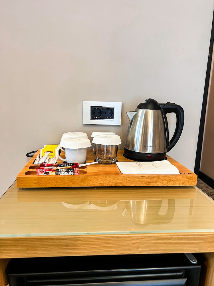 Triada Hotel Karakoy 54/65