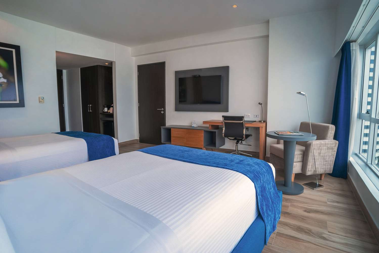 Wyndham Guayaquil Puerto Santa Ana 28/63