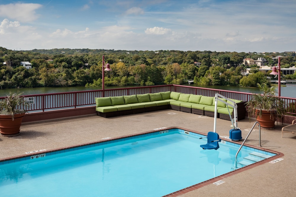 Holiday Inn Austin Town Lake Hotel 18/50