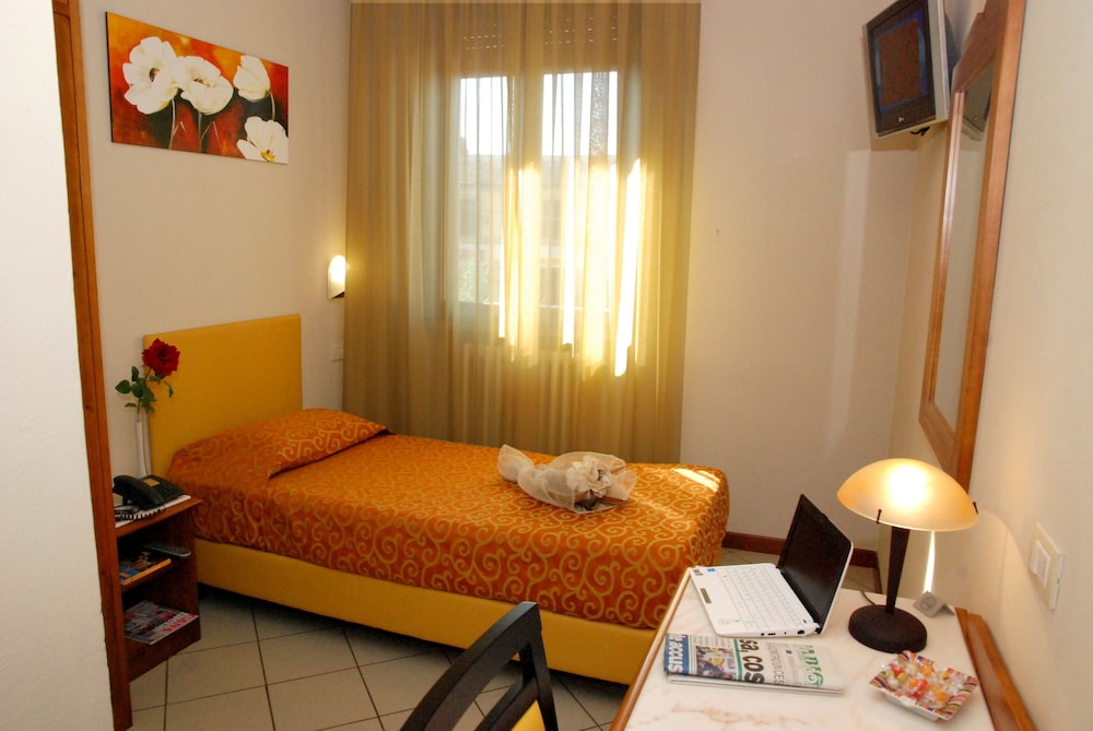 Hotel Marzia 15/34