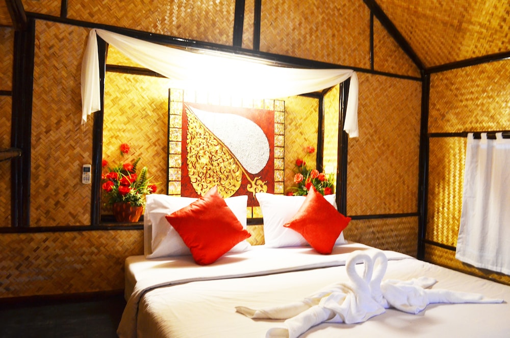 DELUXE, BUNGALOW, KING BED