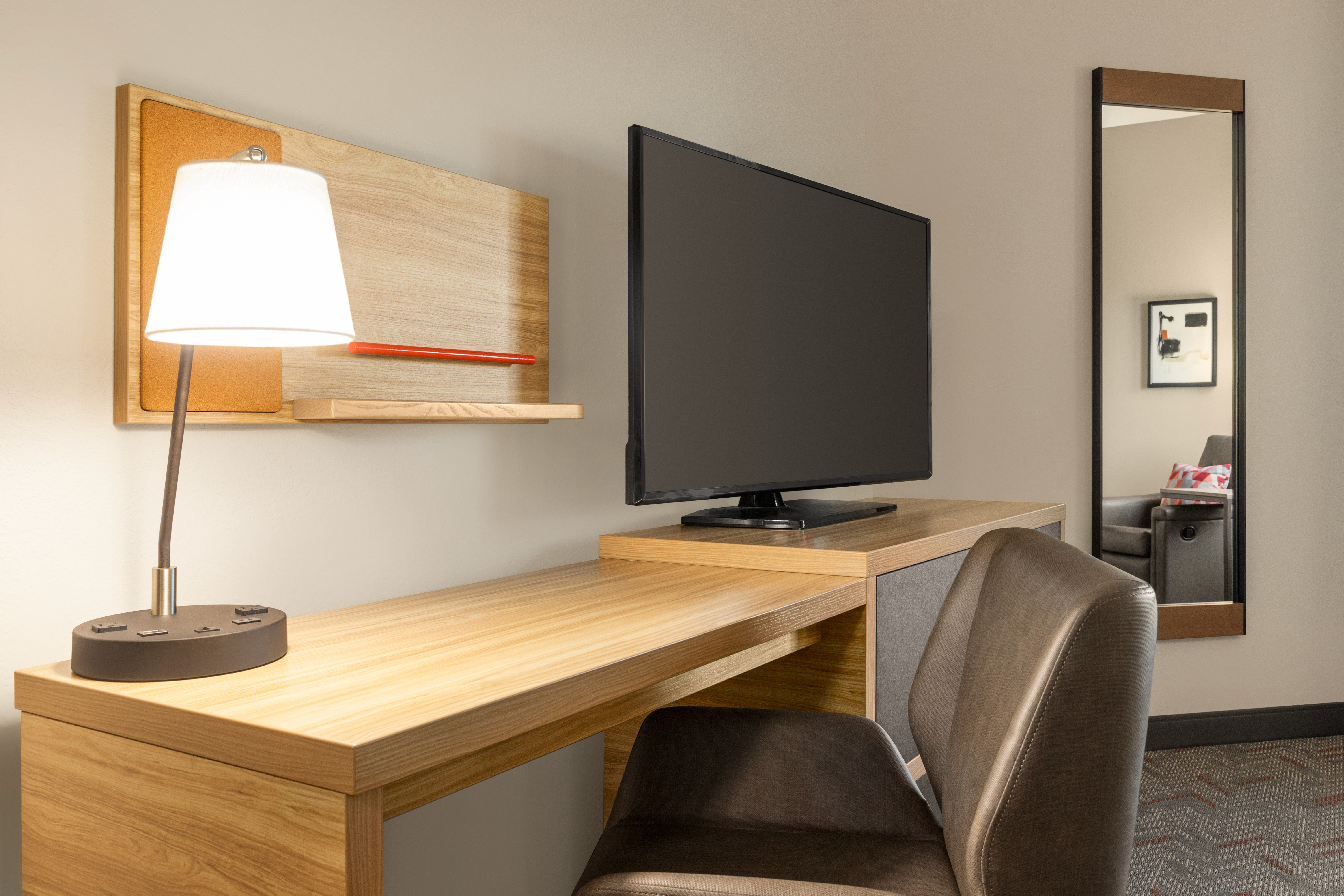 Candlewood Suites Mount Pleasant 33/67