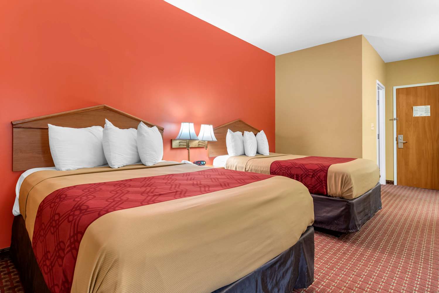 ROOM, 2 DOUBLE BEDS
