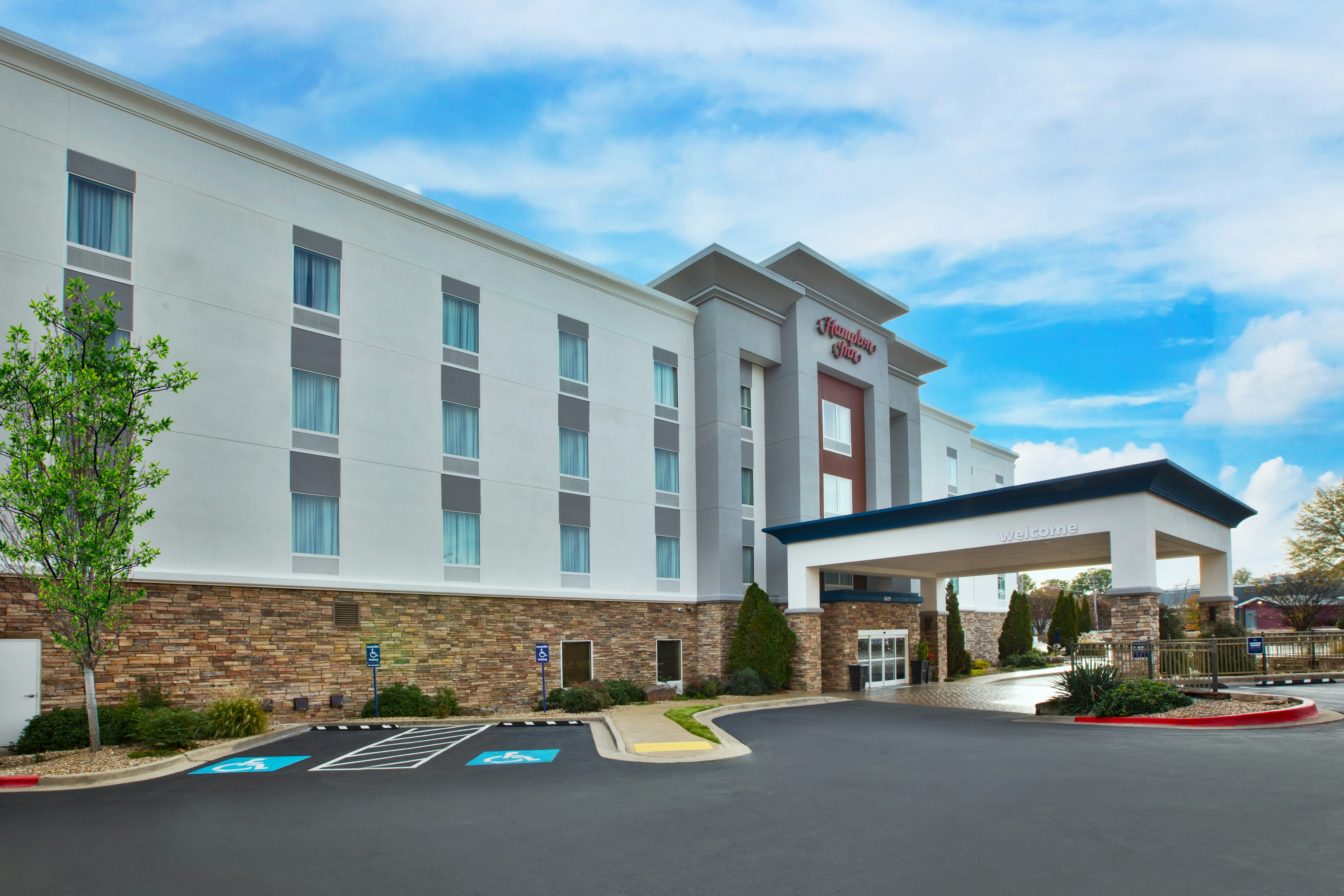 Hampton Inn North Little Rock Mccain Mall 28/30