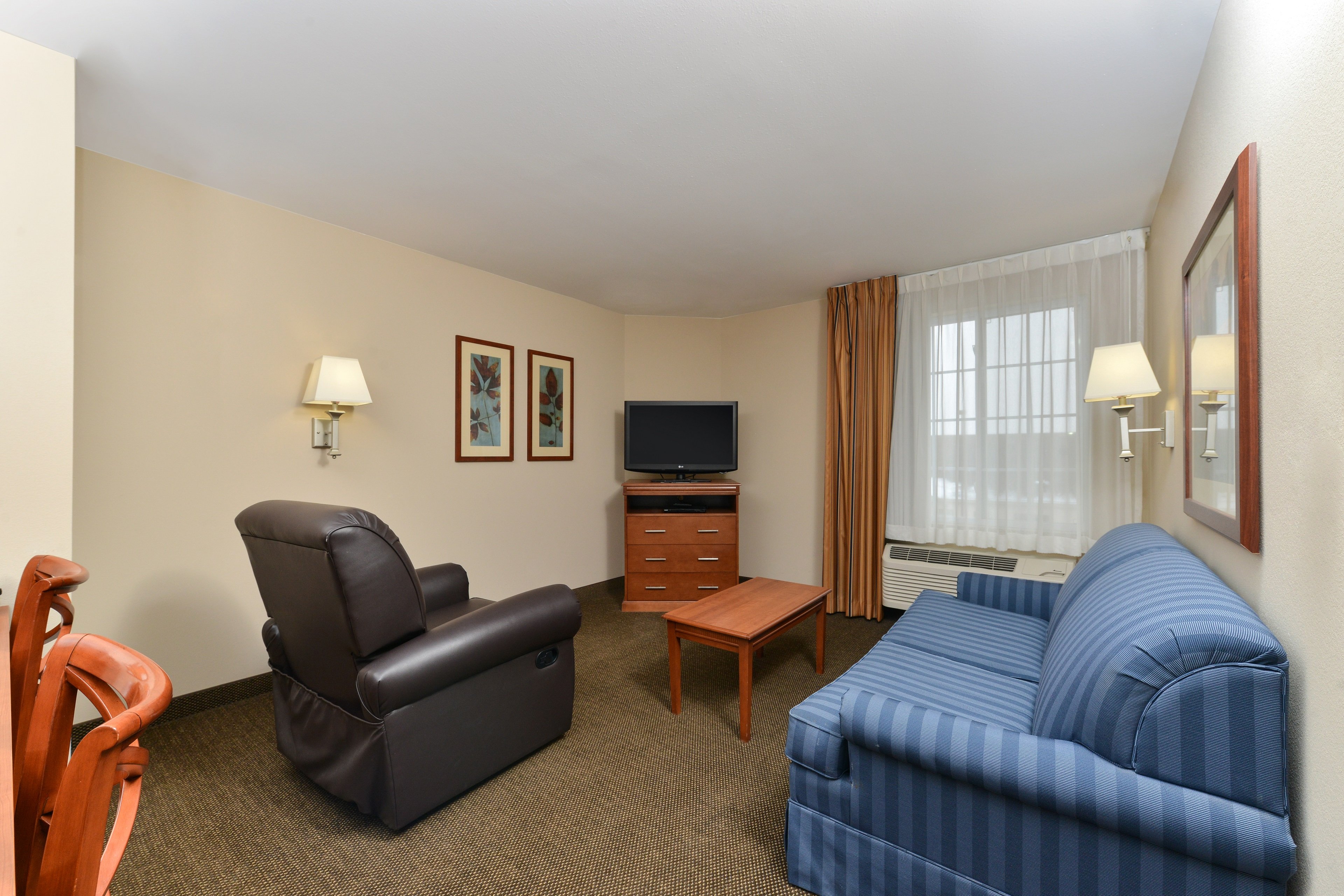 Candlewood Suites Chambersburg 33/63