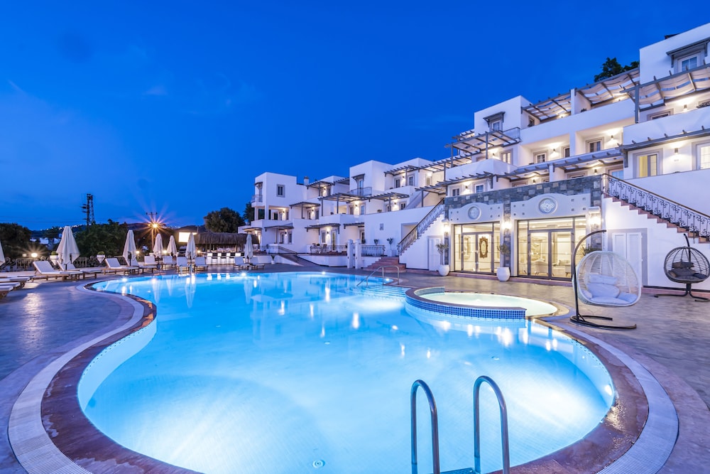 Elementa Boutique Hotel - Adults Only 59/63