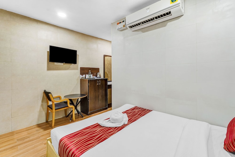Season 4 Guest House 13/32