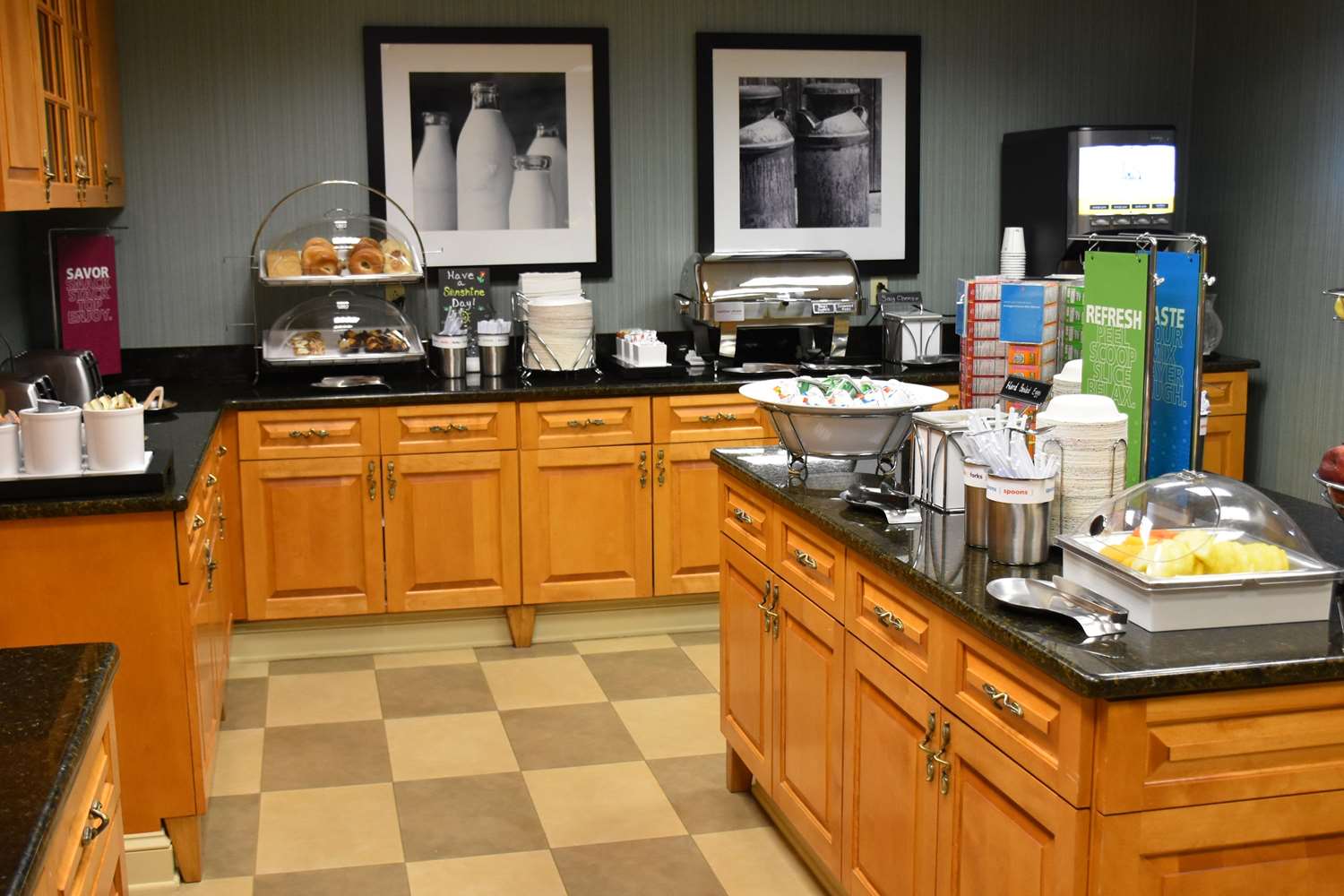 restaurant cafeteria