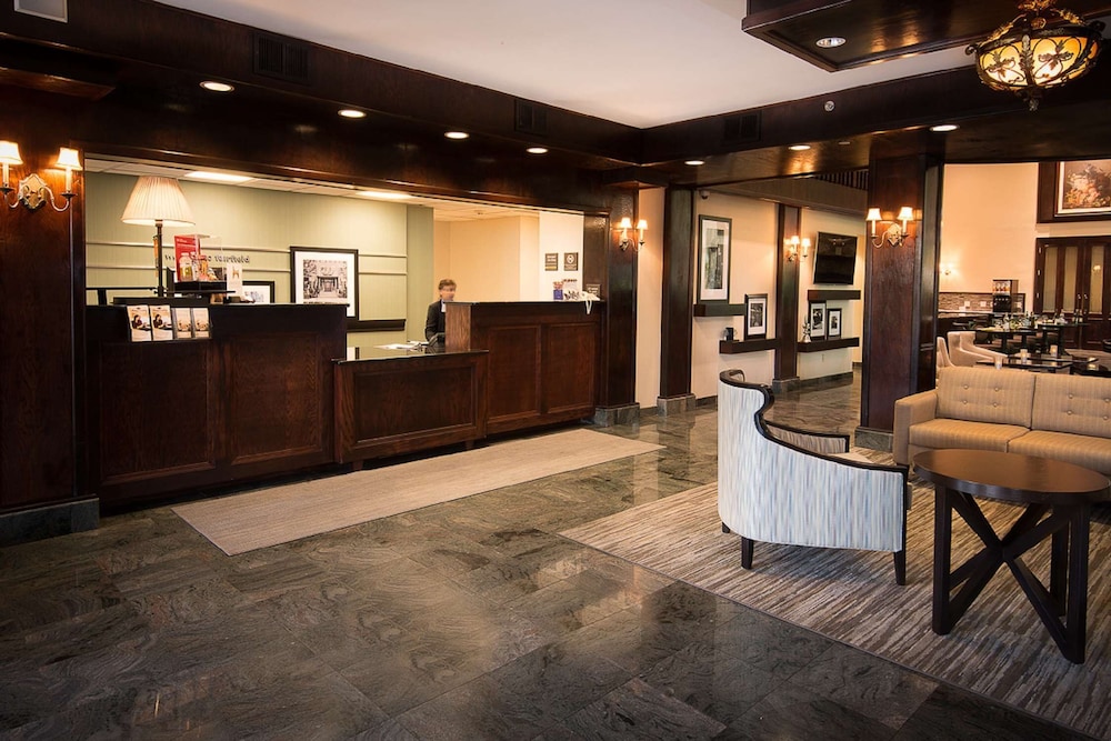 Hampton Inn Suites Fairfield 6/61