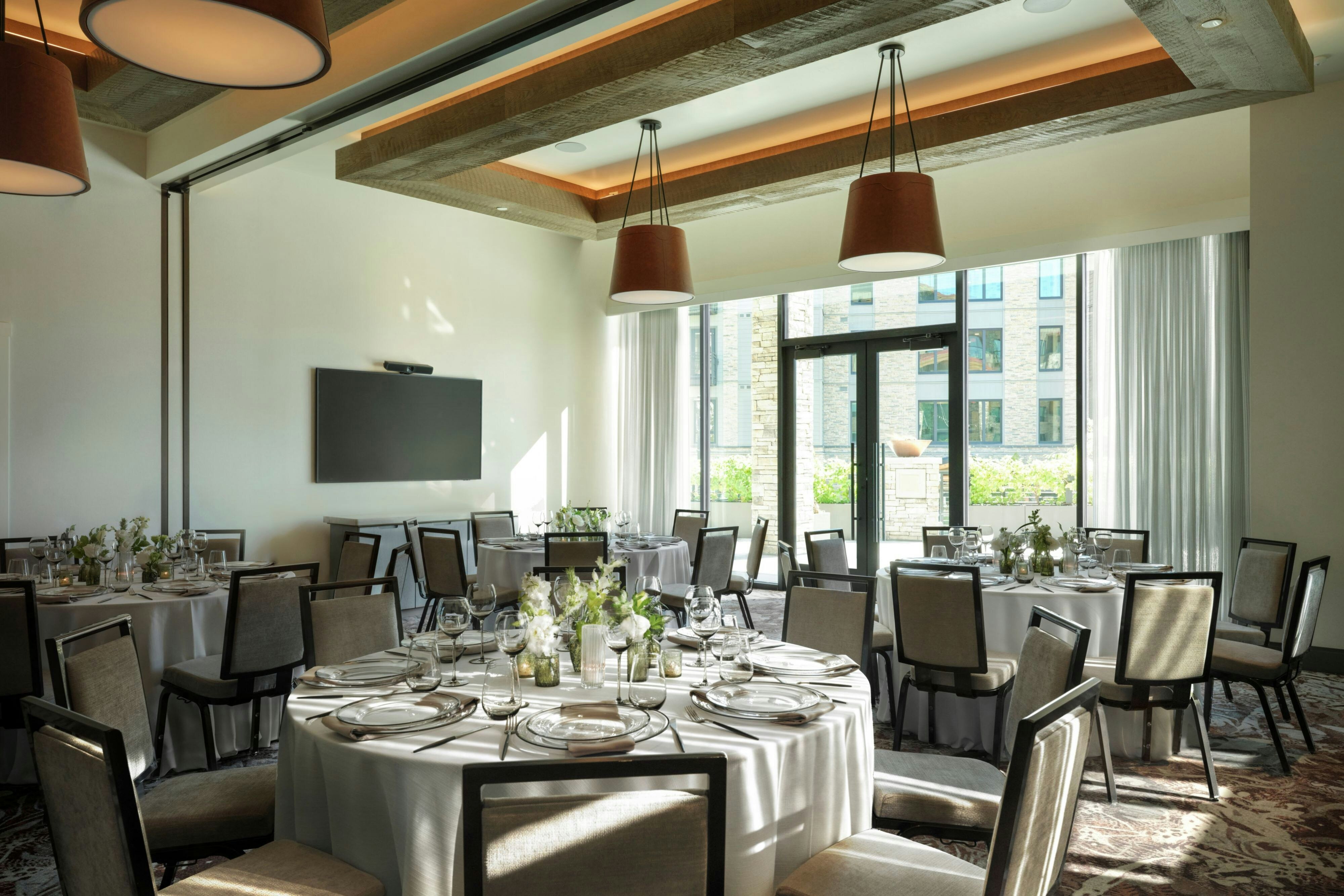 The SOMM Hotel & Spa, Autograph Collection 19/23