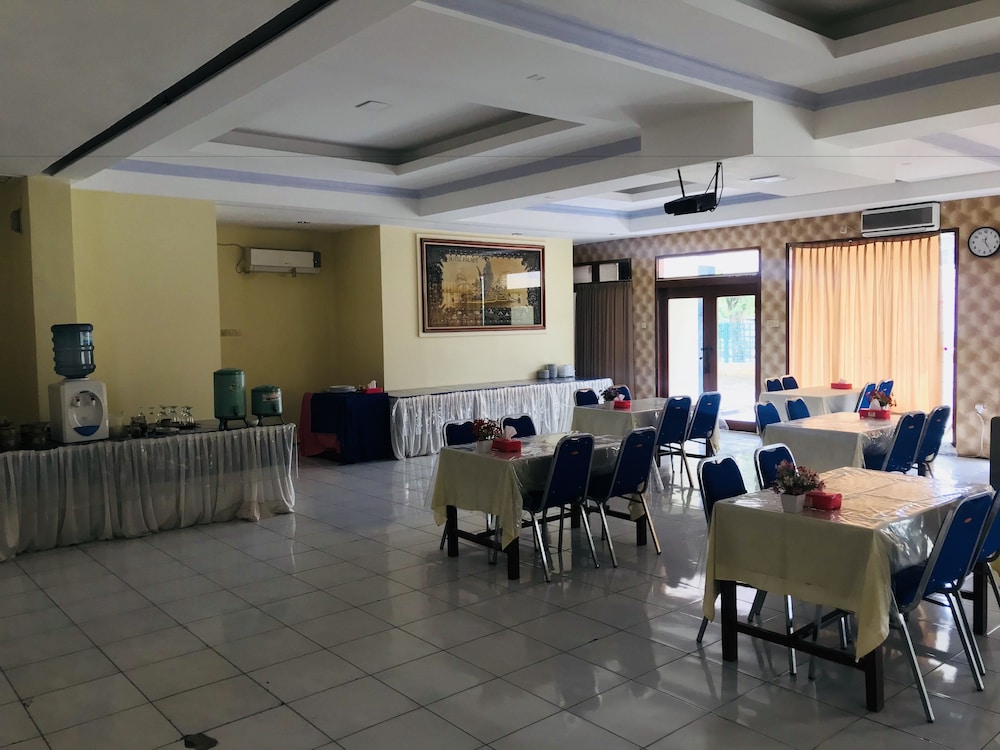 Palapa Hotel 40/50