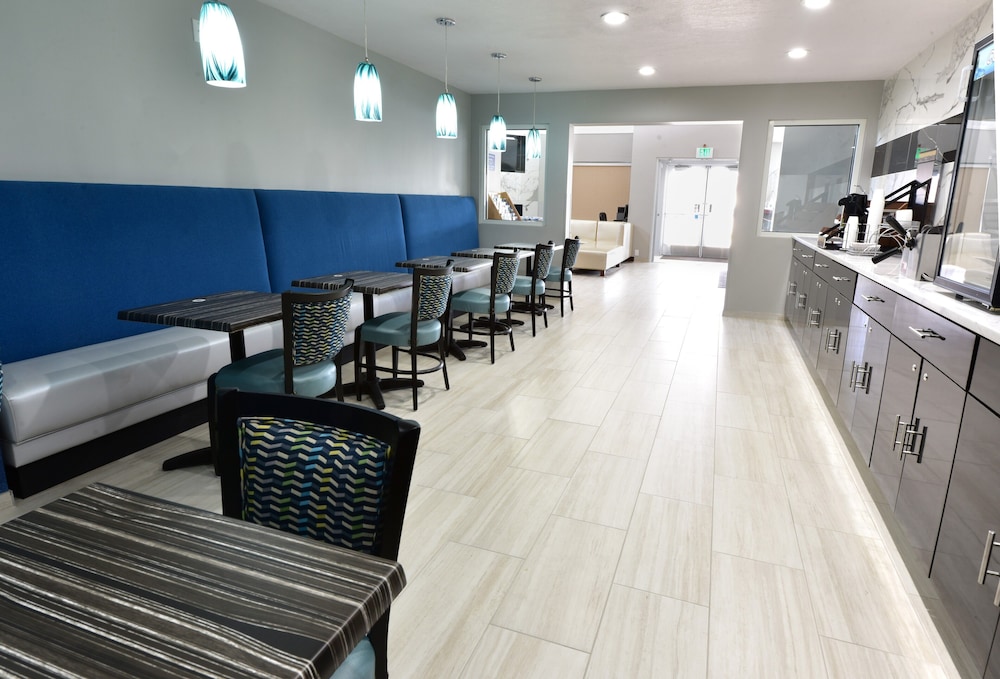 Days Inn By Wyndham Springville 26/44