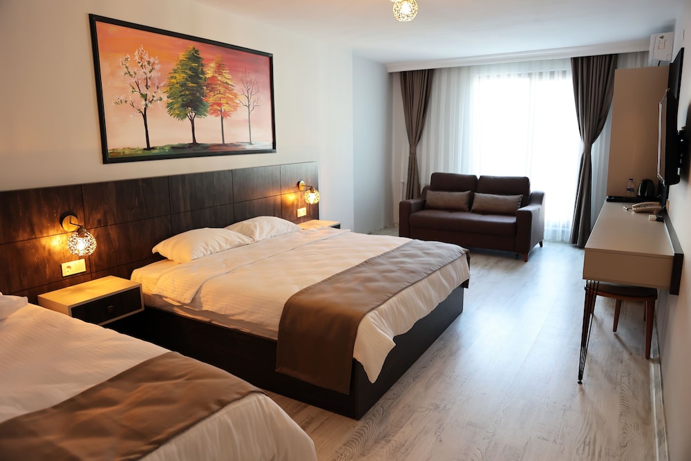 Sar-Per Suites & Hotel 3/31