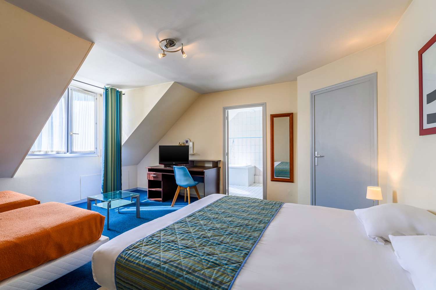 Comfort Hotel Amiens Nord 9/27