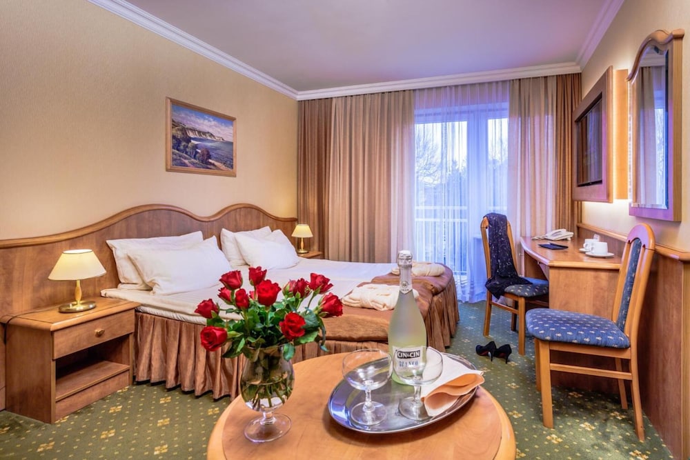 Hotel Polaris Iii 40/64