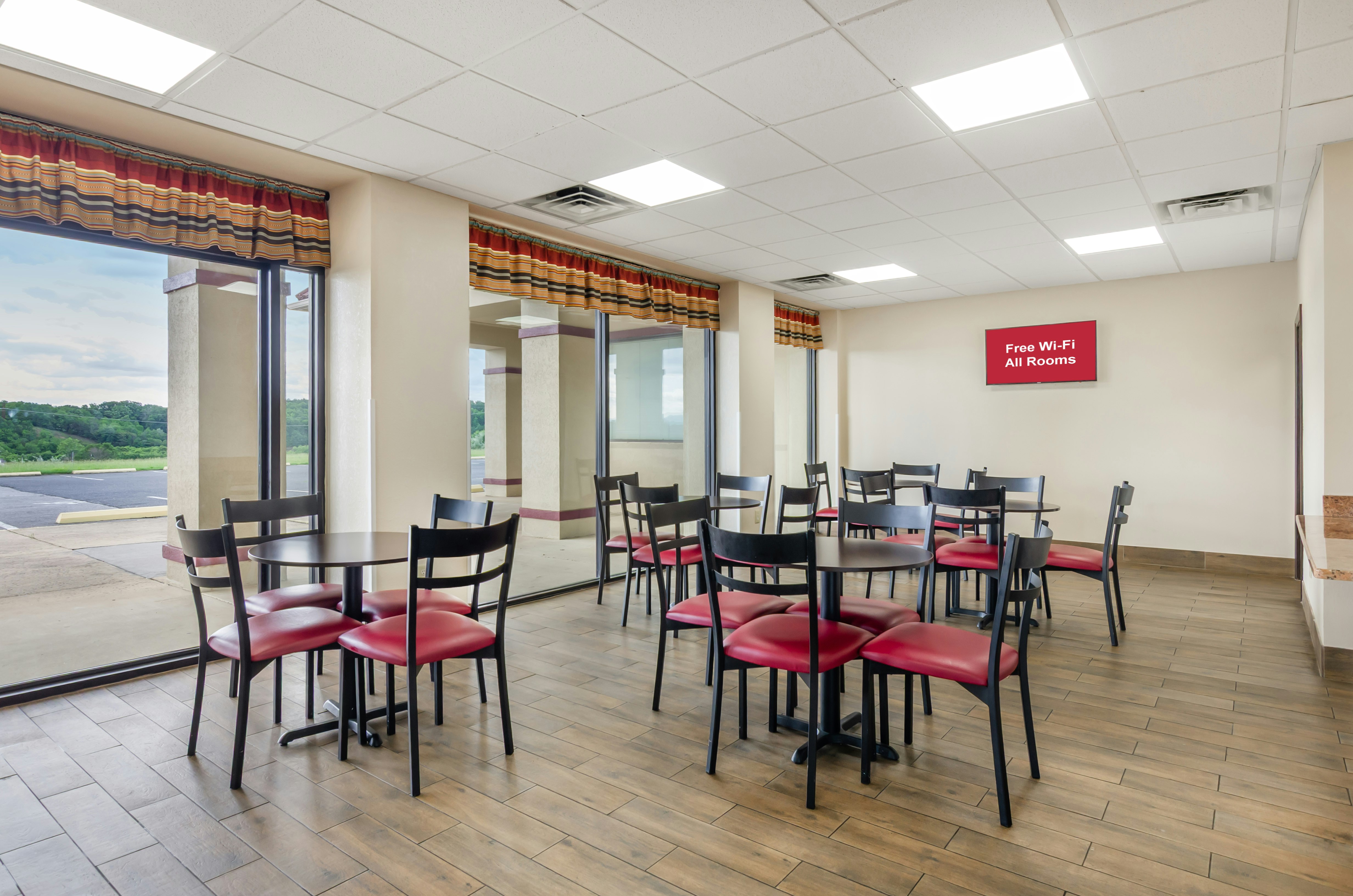 Red Roof Inn Staunton 12/19