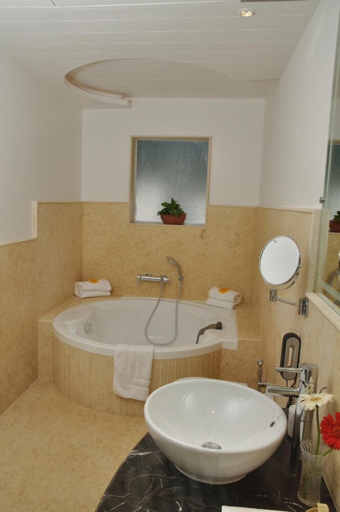 Casa De Goa Boutique Resort 54/63