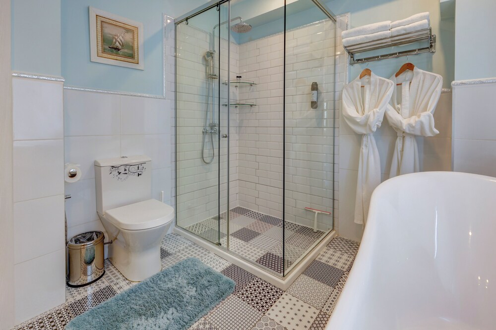 City Boutique Inn 48/50
