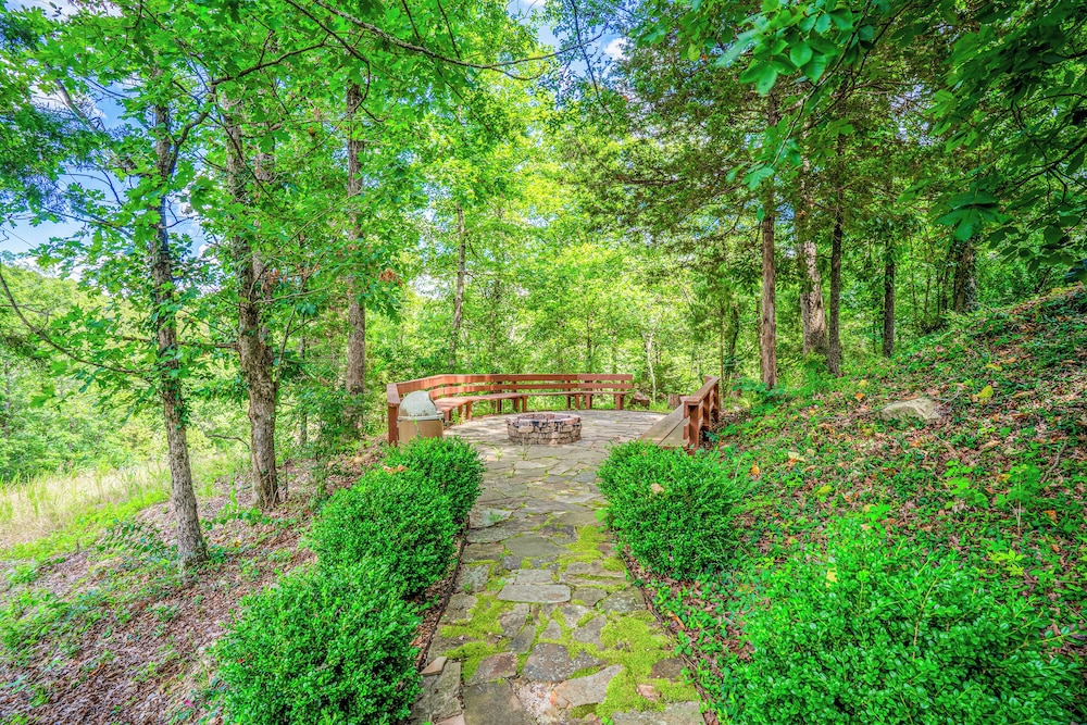 Hotel O Eureka Springs - Christ of Ozark Area 66/73