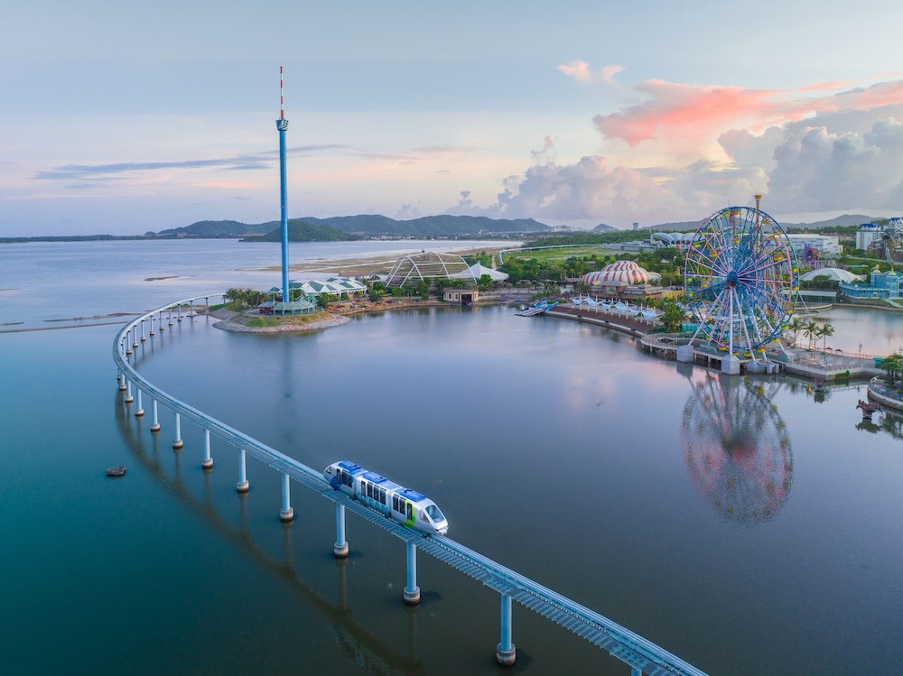 Hyatt Regency Hainan Ocean Paradise Resort 3/50