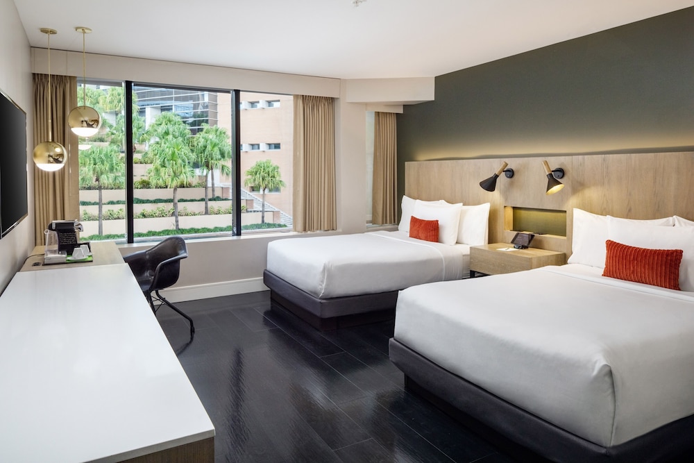 COZY, STANDARD, 2 QUEEN BEDS