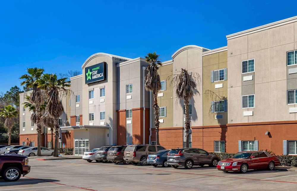 Candlewood Suites Houston Kingwood 54/59