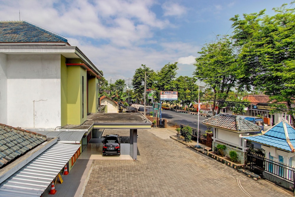Super OYO 91748 Wisma Pkpri Purworejo 43/48