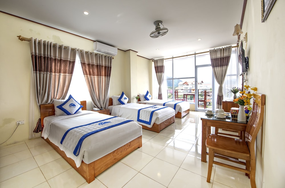 Annecy Hotel Vang Vieng 7/30