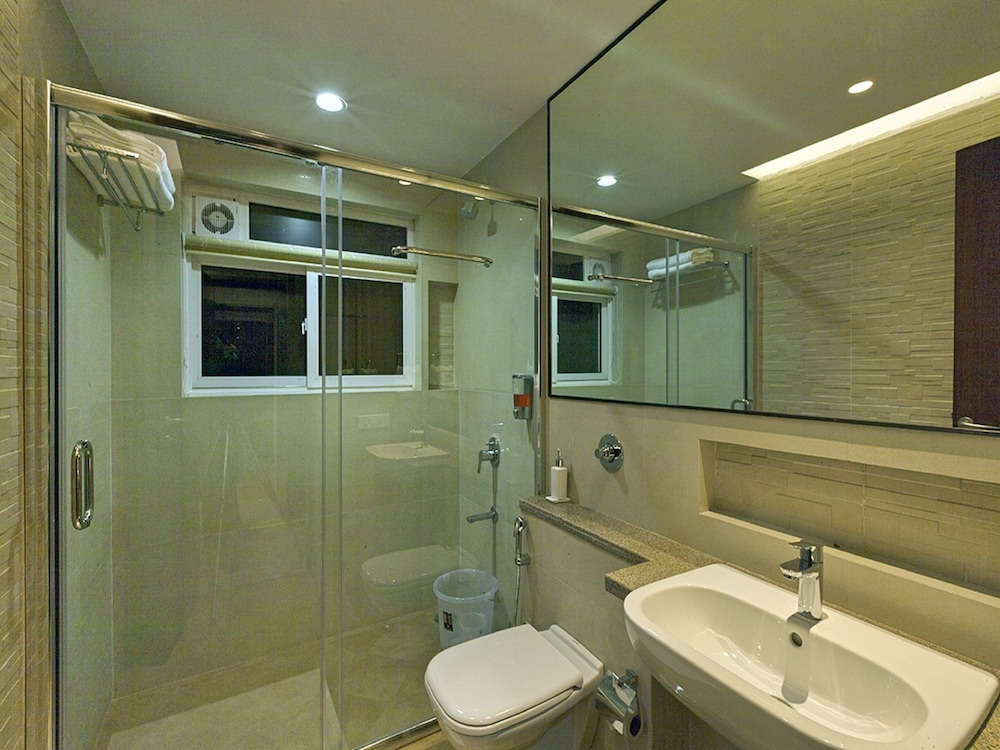 Bella Vista Resort 65/68