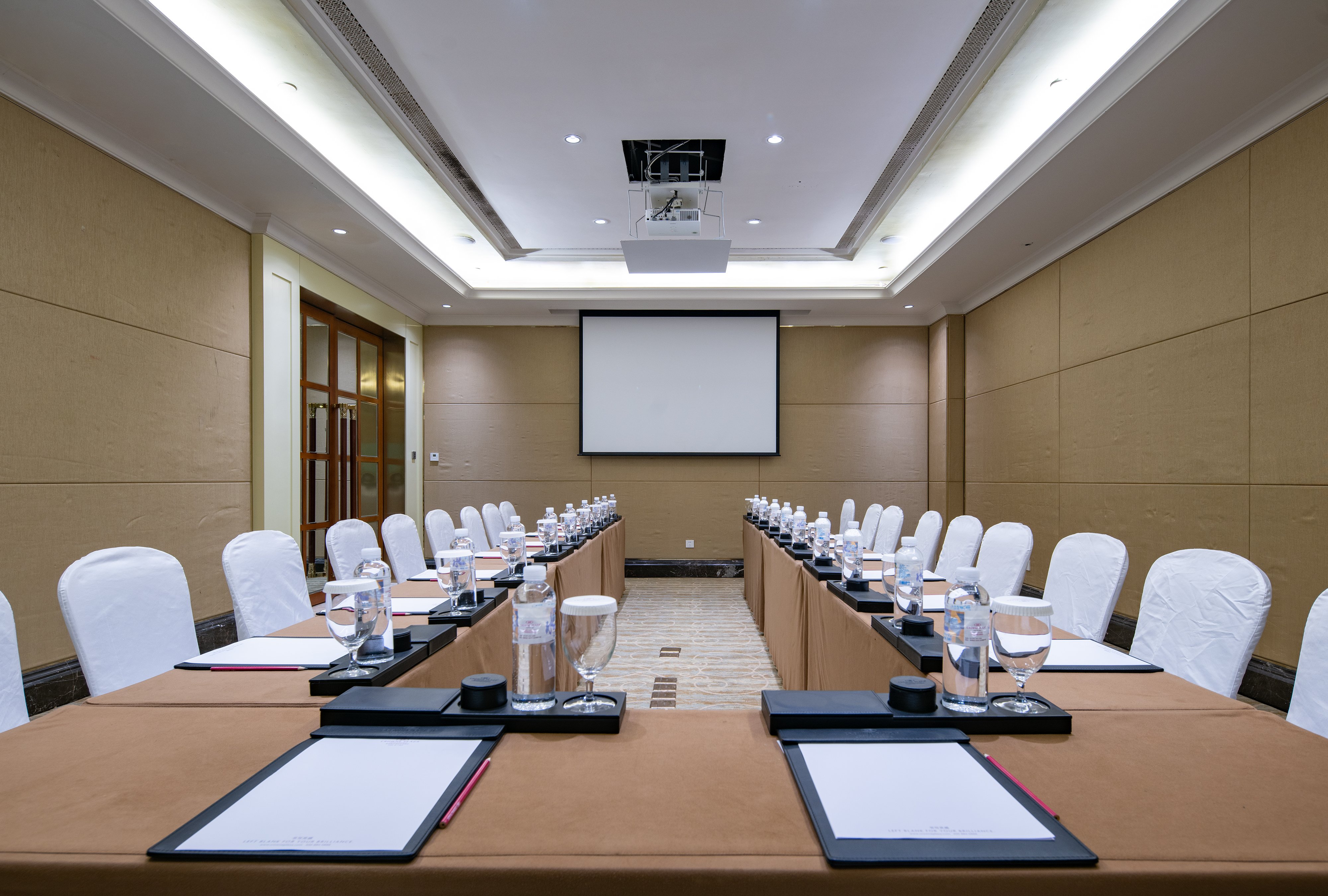 Crowne Plaza Resort Sanya Bay 37/50