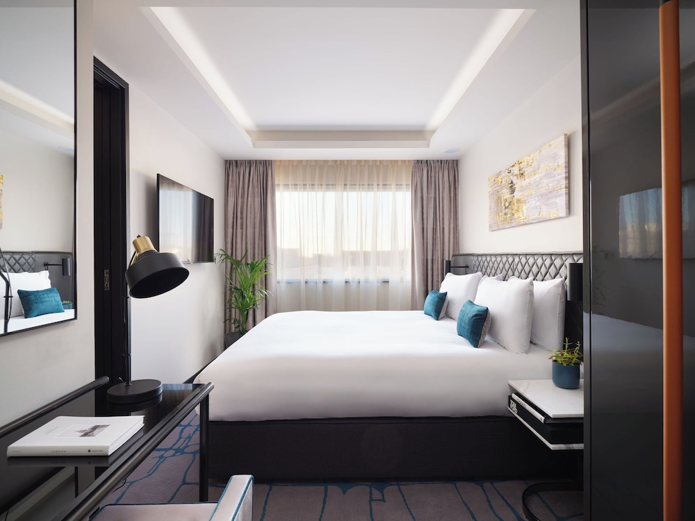 DAO by Dorsett West London 46/46