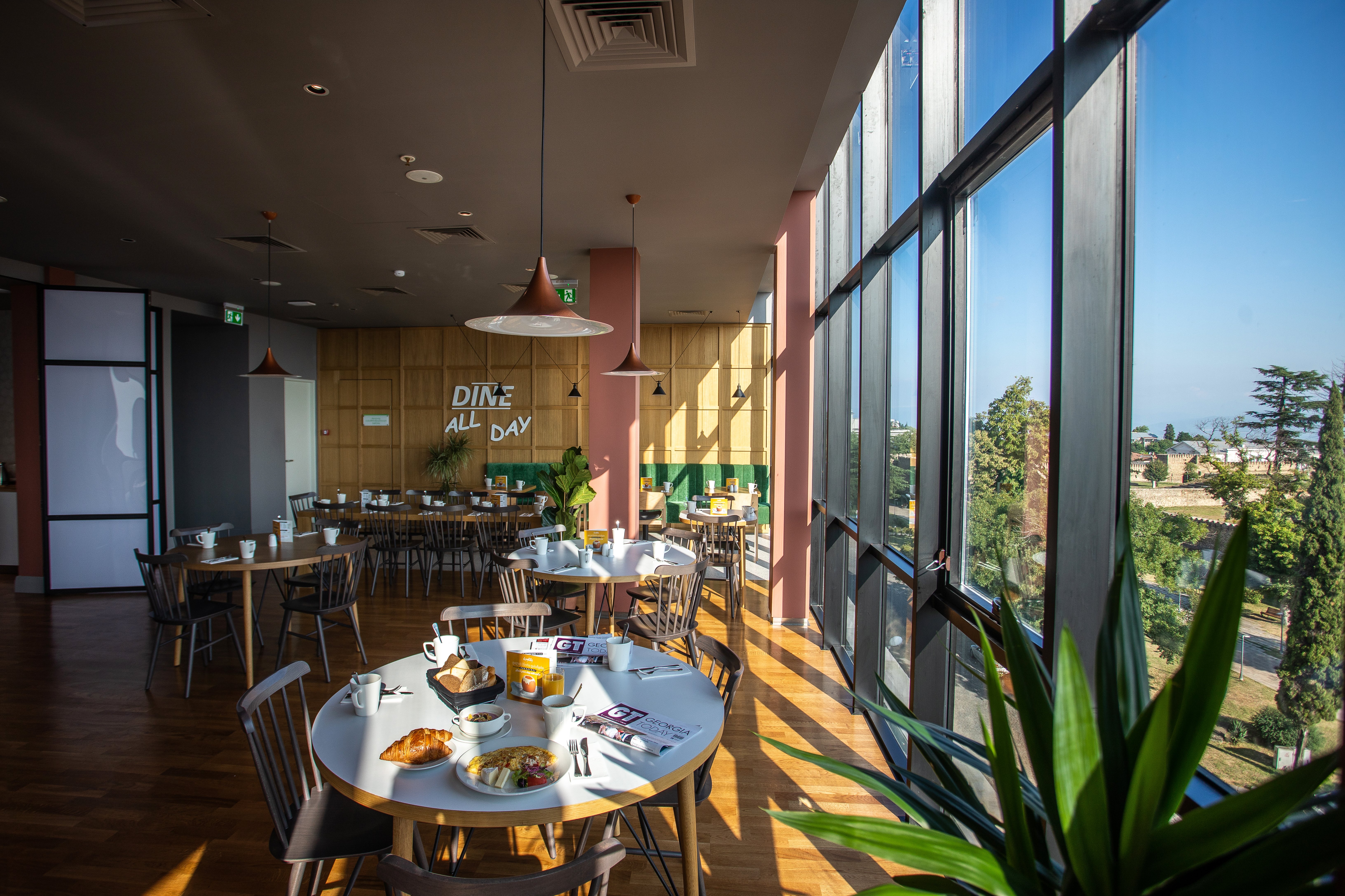 Holiday Inn Telavi 33/50