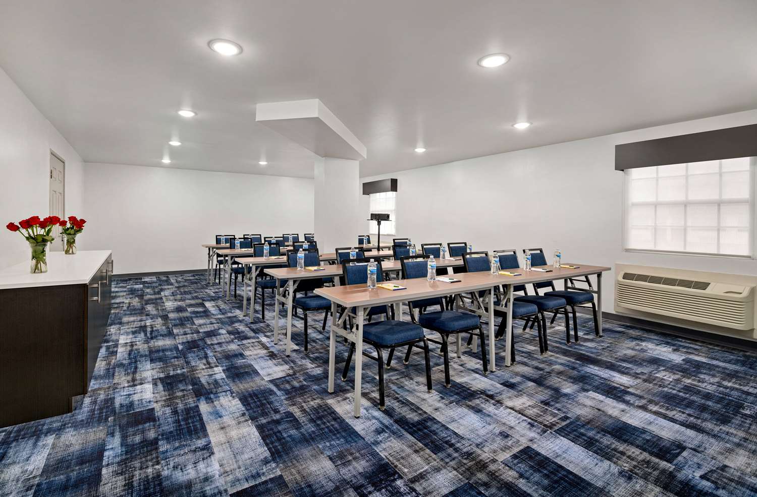 La Quinta Inn by Wyndham Columbus Airport Area 59/62